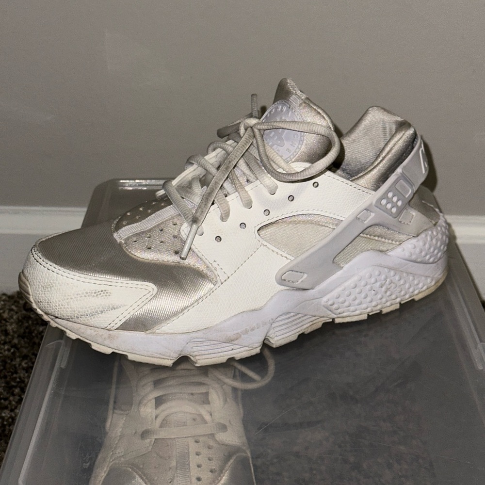 Nike Air Hurache